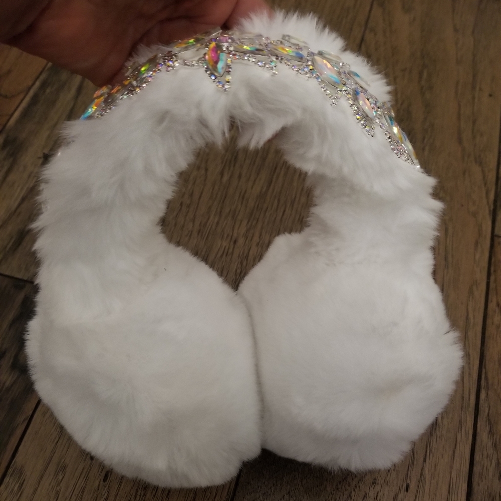 White Faux Fur Crystal Embellished Earmuffs Earwarmers Headband - Picture 8 of 12